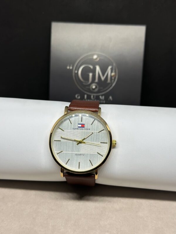 Relógio Tommy Hilfiger Dourado - Imagem 6